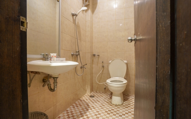 OYO 736 Hotel Best Skip