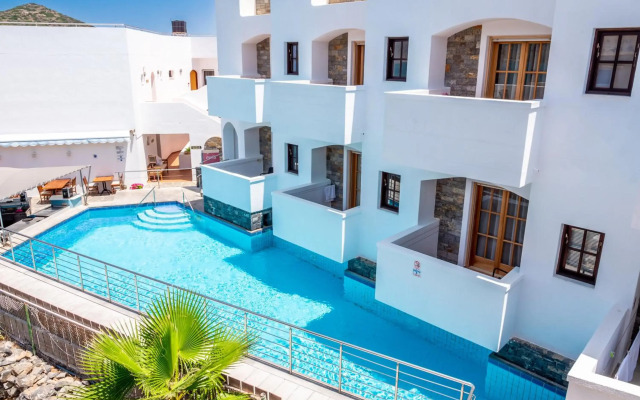 Elounda Alikes Suites & Studios
