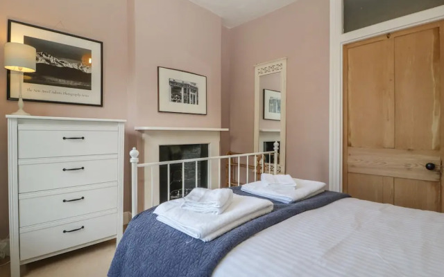 Woodlands Cottage