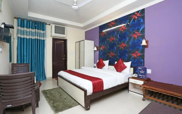 Fabebo Hotel by OYO Rooms