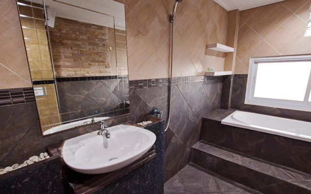 Victorian Samui Condominium