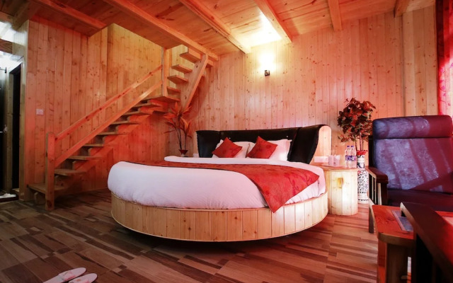 The Moniker Resort And Spa