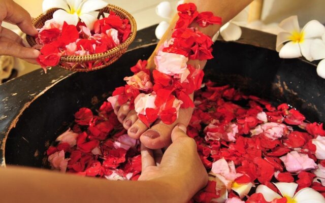 Kubu Indah Dive & Spa Resort