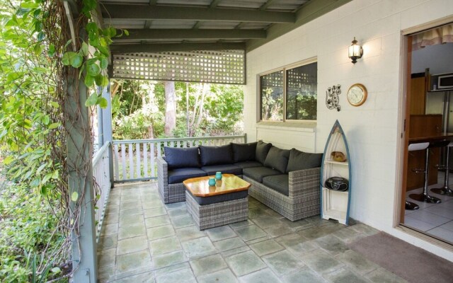 Rain Forest Retreat Jubilee Pocket