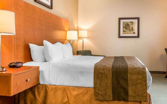 Quality Inn & Suites