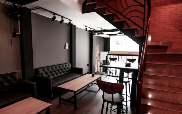 Sai Gon Hub Hostel & Bar