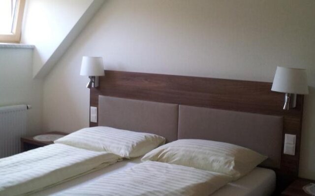 Gästehaus & Appartements Lehensteiner Wachau