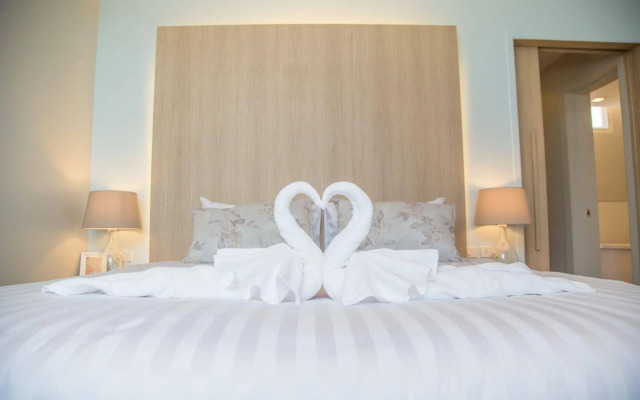 T-Raya Resort PranBuri