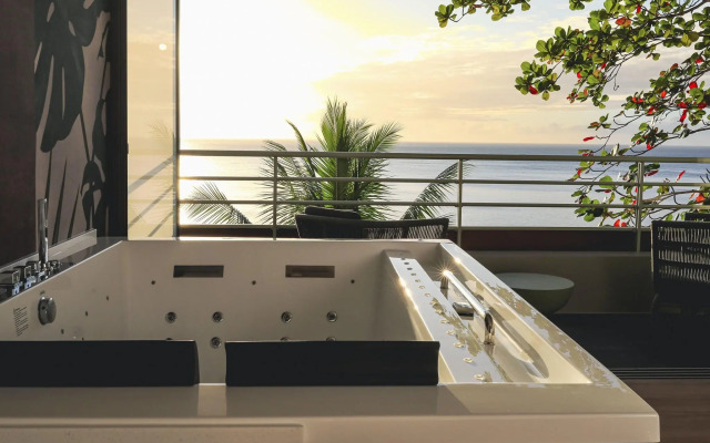 Le Tahiti by Pearl Resorts