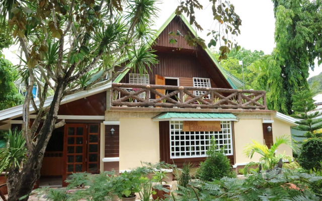 Peak House Garden Pension