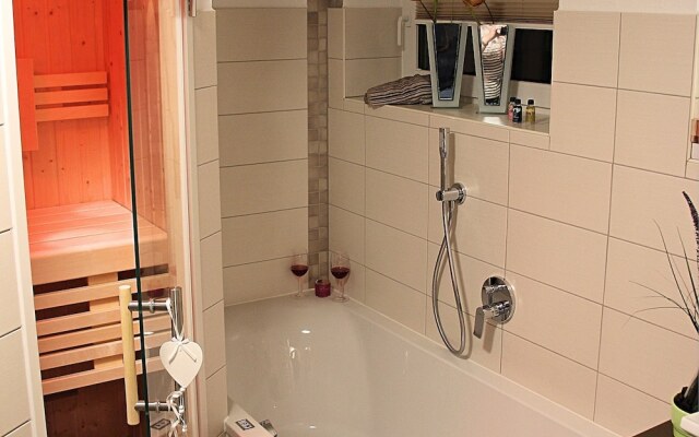 Bright Apartment in Medelon With Jacuzzi and Sauna