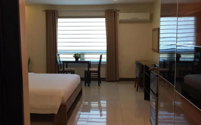 Ybc Grand Hotel