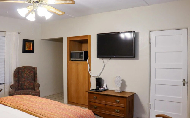 The Bonnie Inn Unit 6