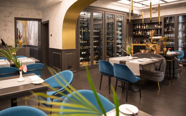 Отель «Фредерик Коклен»