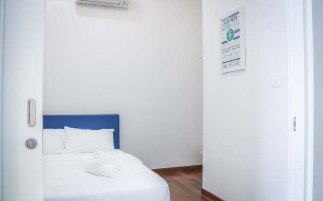 Victoria Home Azure Residence