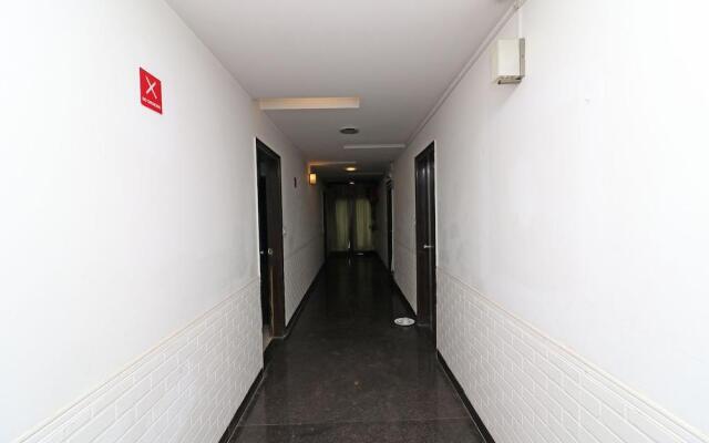 Hotel Era Residency