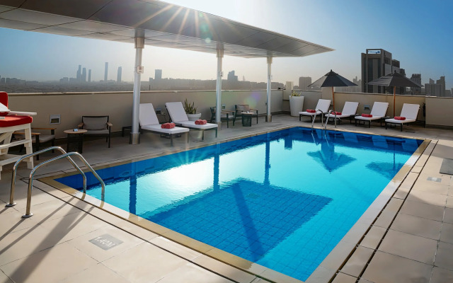 Centro Al Manhal by Rotana