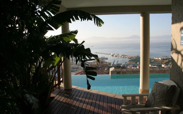 3ColoursBlue Guest House