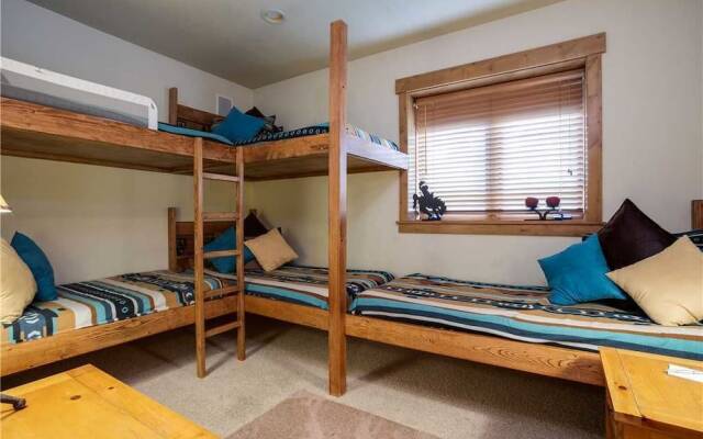 Mountain View At Eagleridge Town Homes