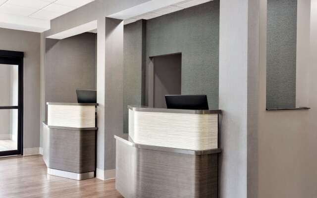 Days Inn & Suites by Wyndham Murfreesboro