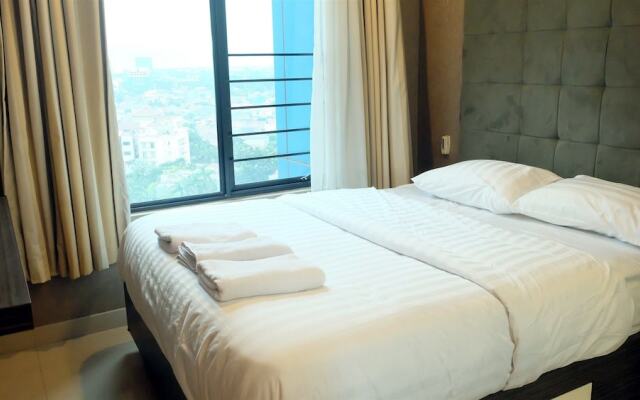 Pondok Indah At Hampton's Park Apartment