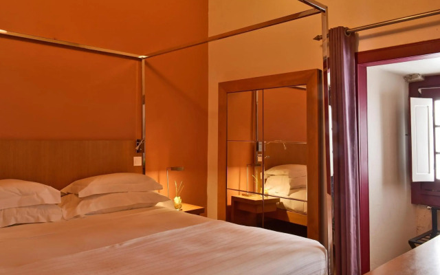 Pousada Castelo de Óbidos - Historic Hotel