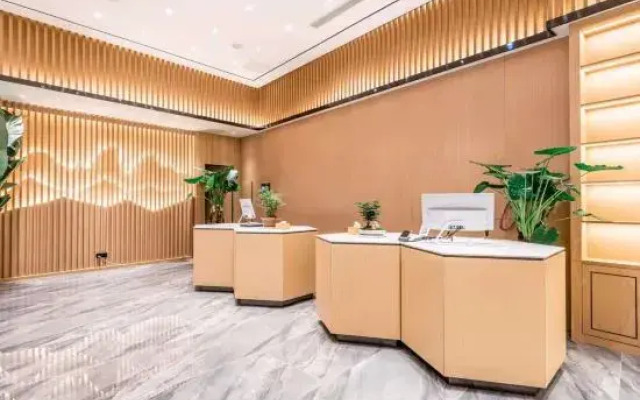 BAMBOO BOAT Express Hotel (Guiyang Penshui Pool Maternal and Child Hospital)