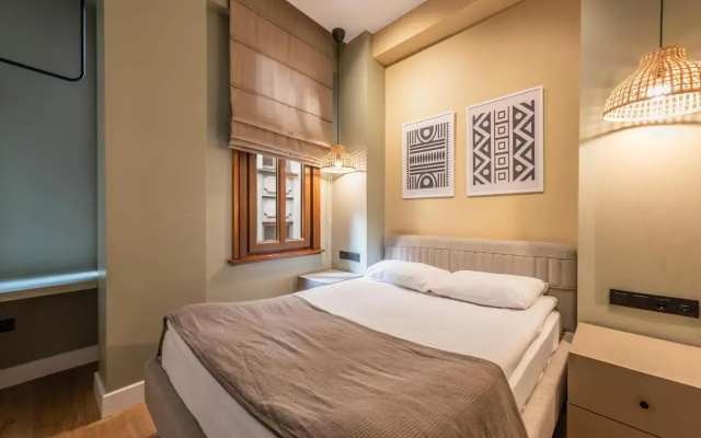Bguest Pera Suites