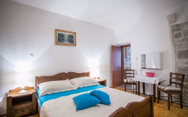 Guest House Trifora