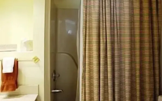 Stewart's Path Apartment