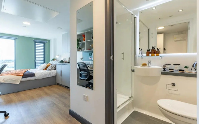 Student Only Winfield Court