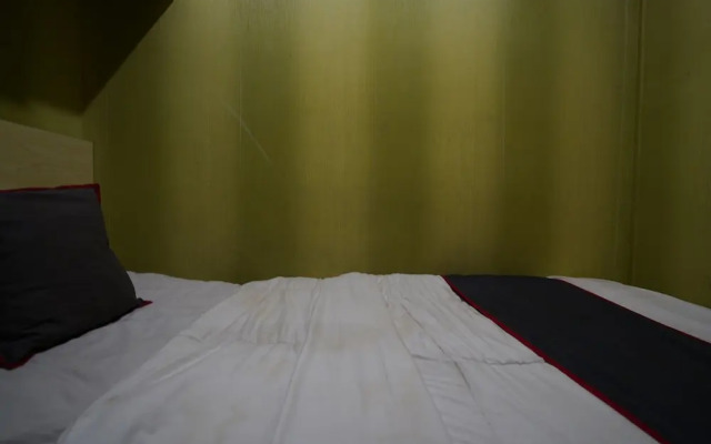 Collection O 92981 Apartemen The Jarrdin By Gold Suites PropertyNearSTEI ITB: Sekolah Teknik Elektro dan Informatika ITB