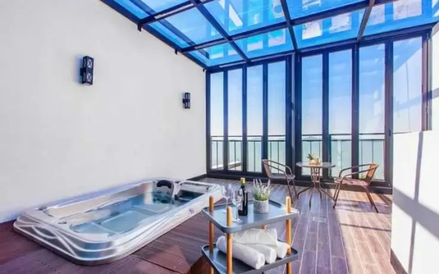 Yeosu Cave Pool Villa