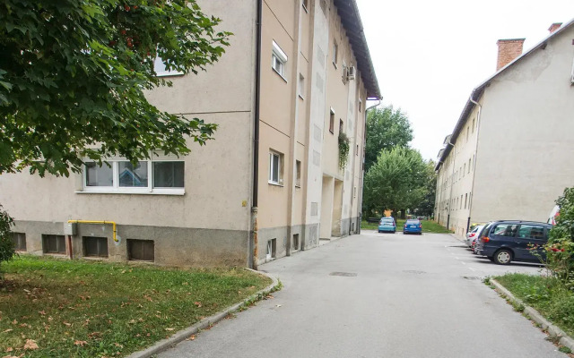 Goldenfields apartment