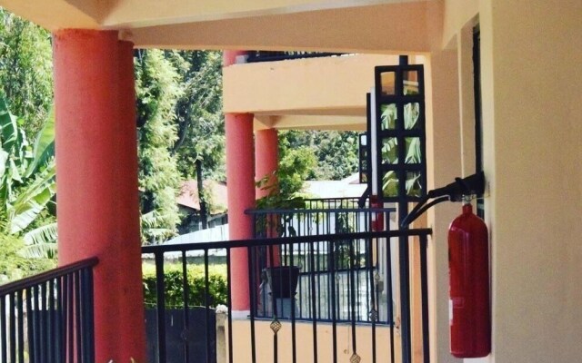 Eleon Inn Hotel