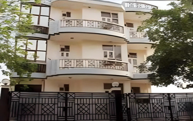The Blooms Hotel