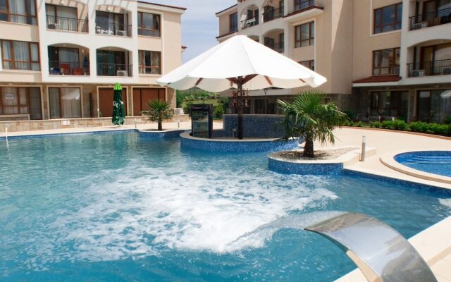 Paradise Bay Hotel