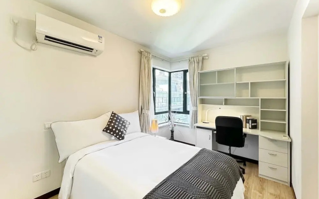 Tyms 2BR 2BA Apt Near MetroCity Line 1 9