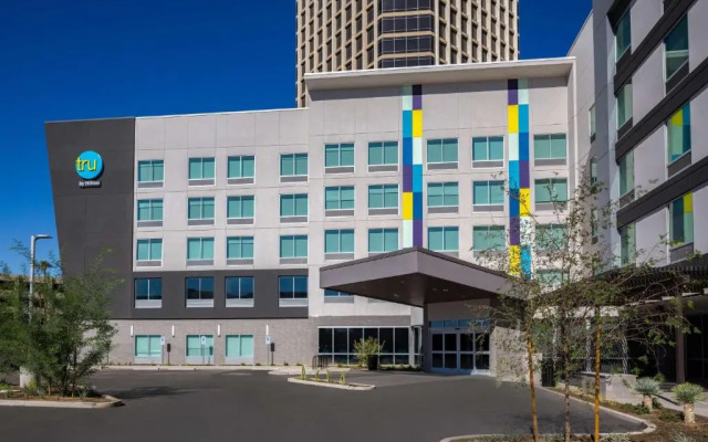 Tru By Hilton Phoenix Midtown
