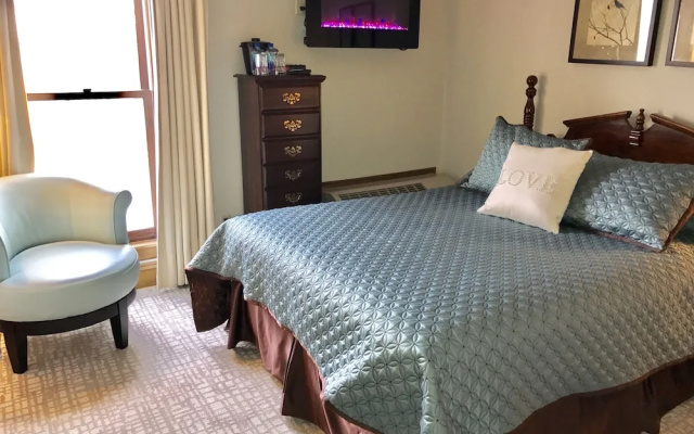 Afton House Inn
