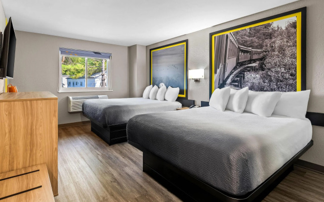 Super 8 by Wyndham Lewiston Auburn Area