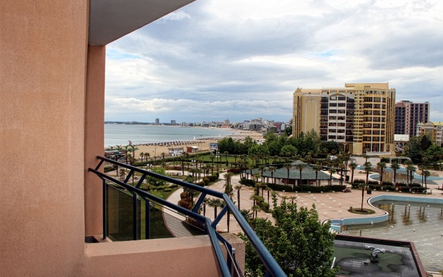 Hotel Zenith