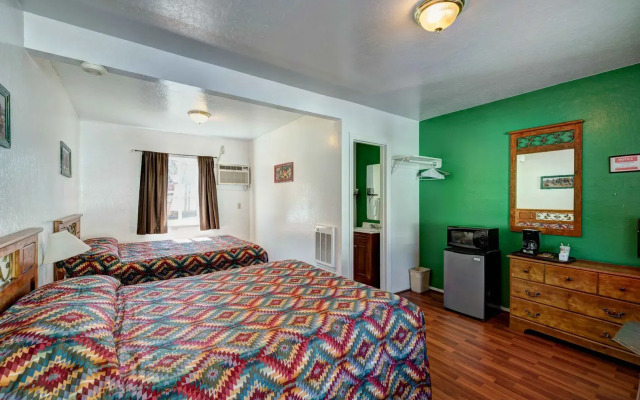 Lake Shasta Lodge