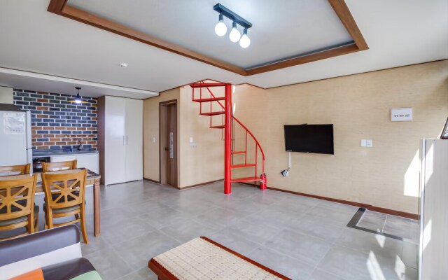 Yeongdeok Bapoom Hill Pension