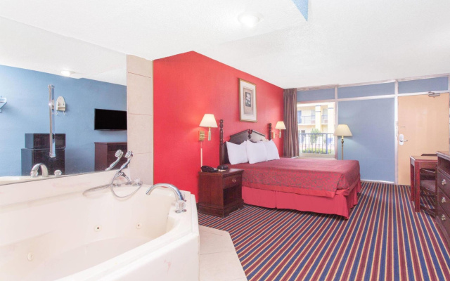 Days Inn by Wyndham Albany