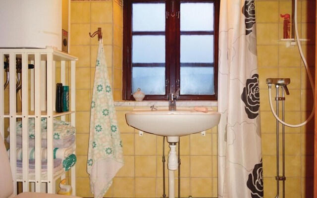 Awesome Home in Lövestad With 2 Bedrooms and Wifi
