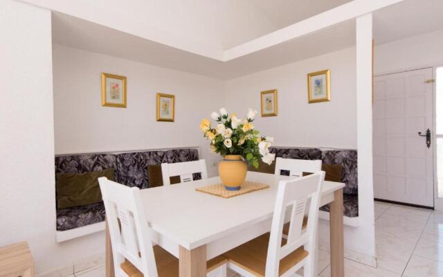 Las Flores 5 - Two Bed