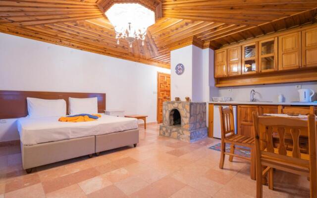 Liya Boutique Hotel & Suites