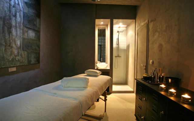 Cour des Loges Lyon, A Radisson Collection Hotel