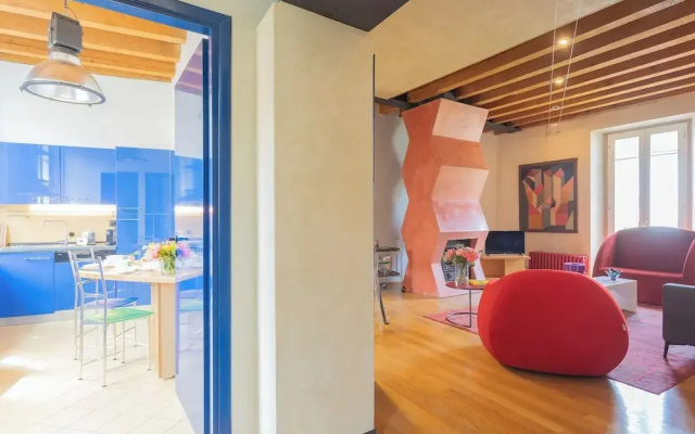 Night at the Museum Apartment by Rent all Como